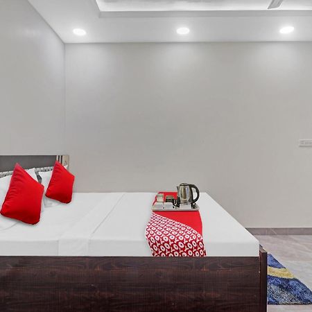 Hotel O Amazing Guest House Nueva Delhi Exterior foto