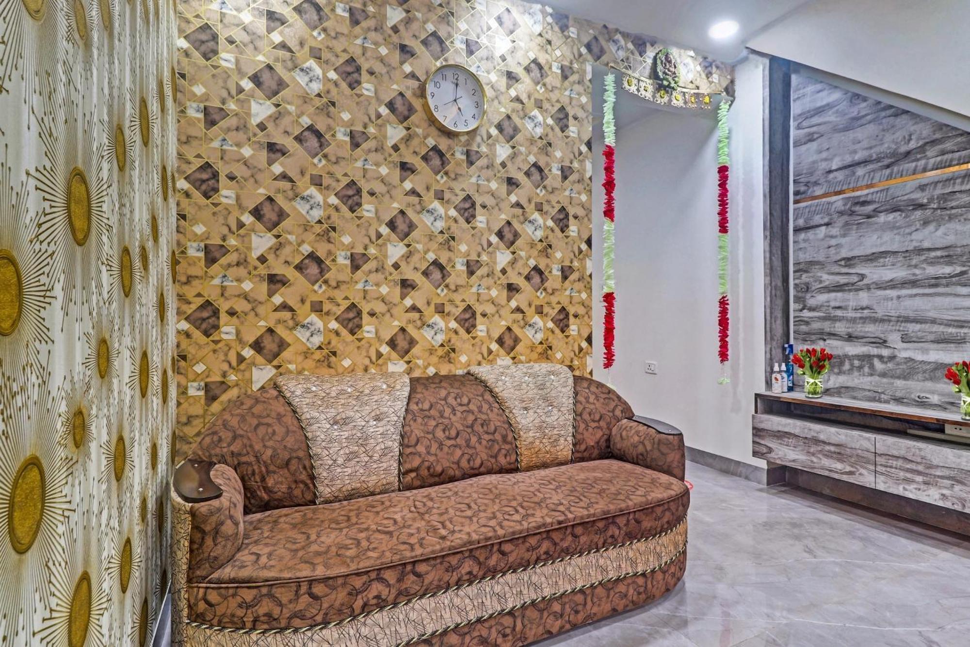 Hotel O Amazing Guest House Nueva Delhi Exterior foto